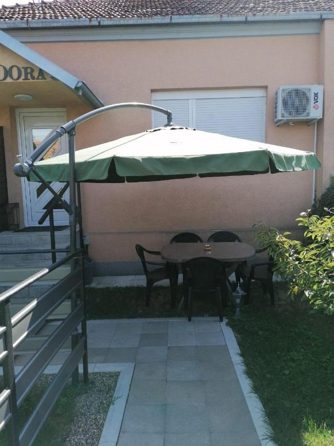 Apartments Pandora Jagodina Exterior foto